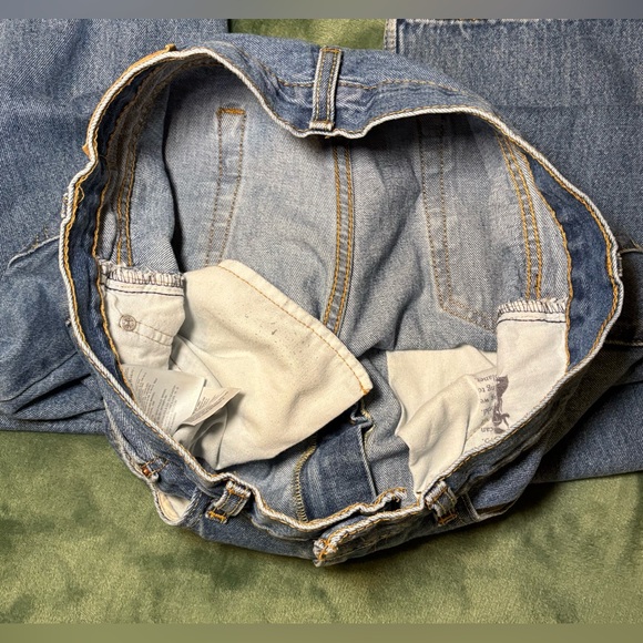 Levi's 550 Classic Men's Blue Jeans, Size: 34W x 30” L (5081) - Picture 4 of 15
